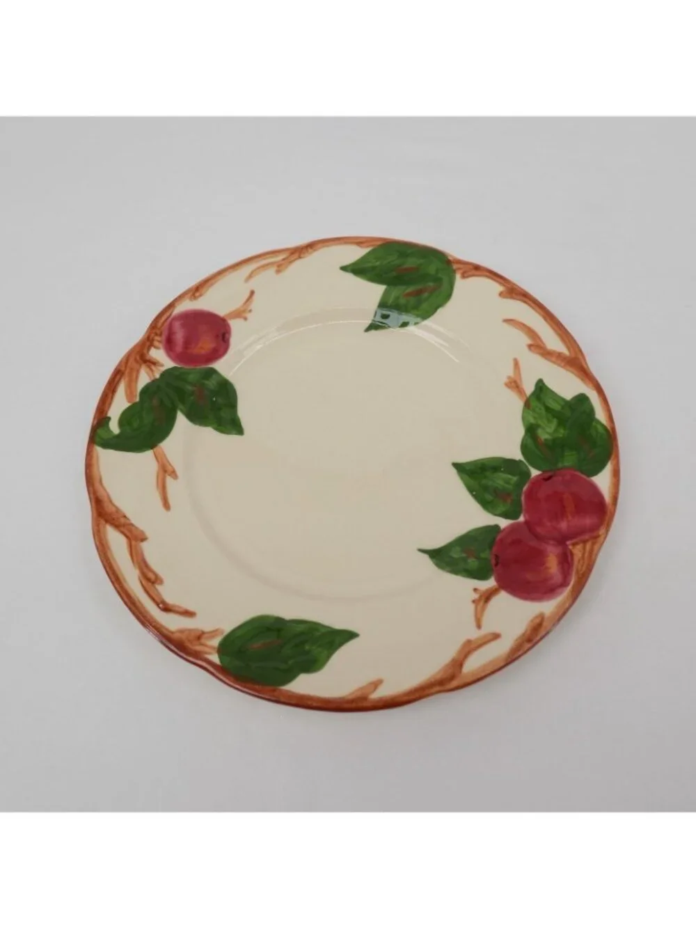 Set of 2 Franciscan Apple Salad Plate 8